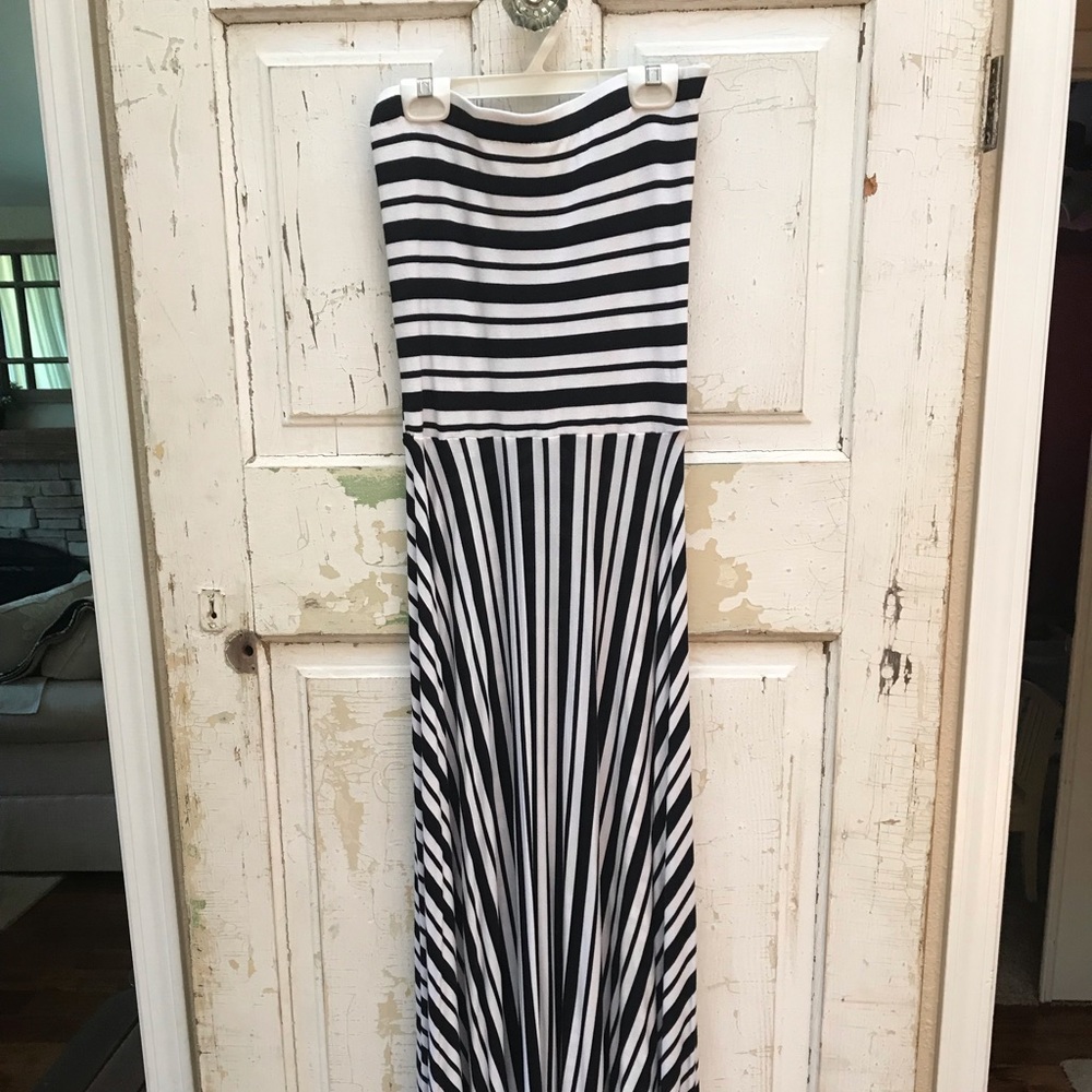 Felicity and Coco striped maxi dress size S